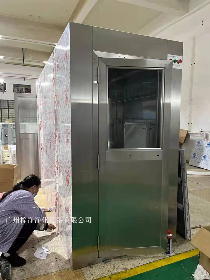 風淋室可能會遇到各種問題，影響風淋室正常運作和潔凈室的整體環境。